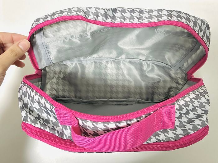 【紀ノ国屋】春に持ちたいおしゃれポーチを〈付録〉でゲット。この収納力は見過ごせない～！！