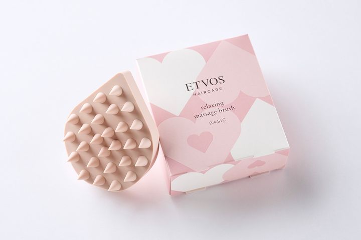 エトヴォス リラクシングマッサージブラシ