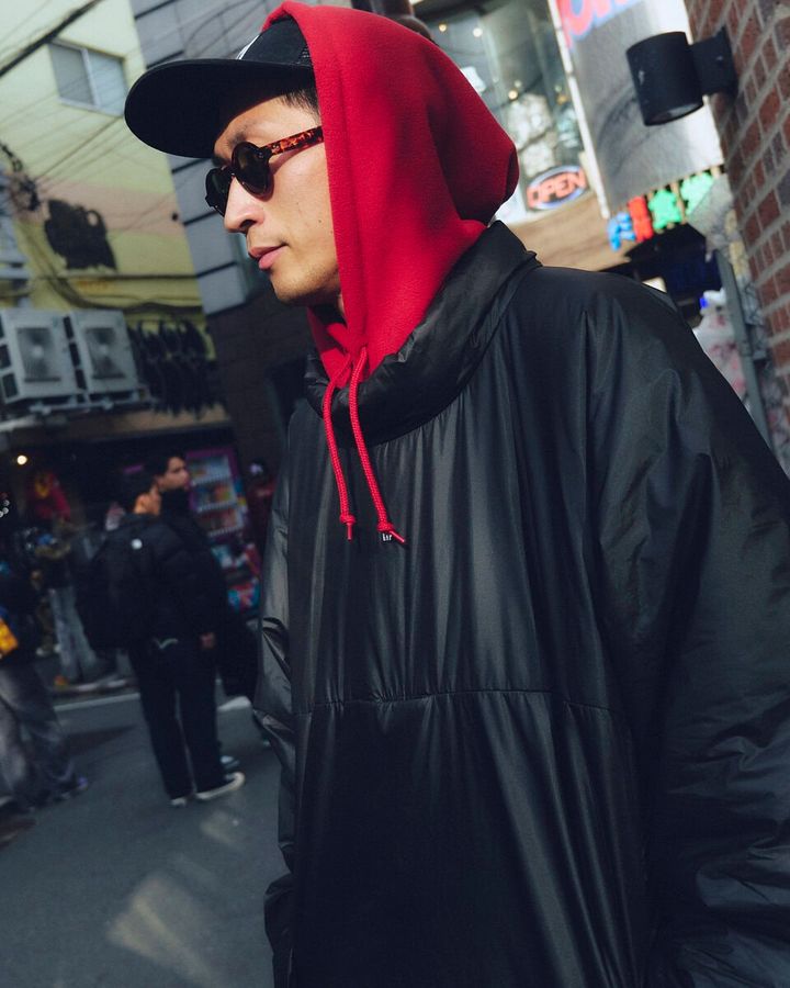 【スナップ】ボトムスに視線を集中！と思いきやトップスにも技巧を凝らして