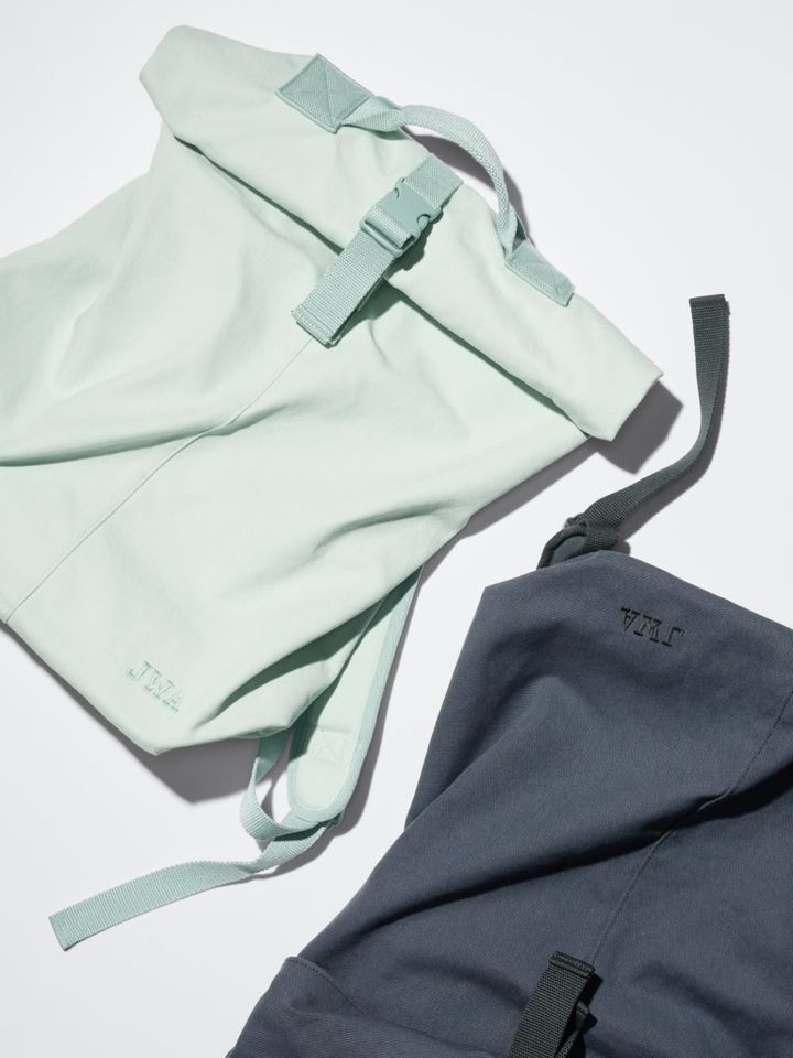 「ロールトップバックパック」￥4,990