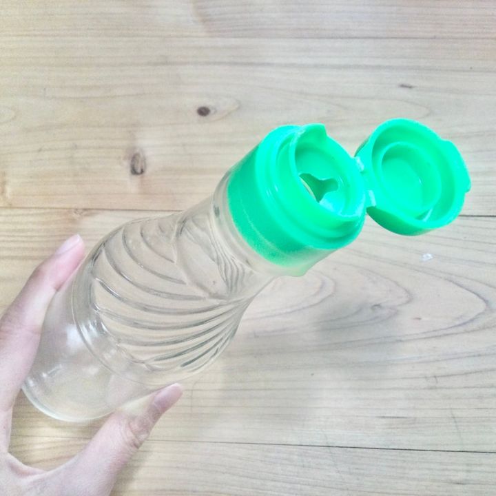 「使い切った調味料のフタ」が固くて開かないときの“便利な対処法”「すぐに開いた」「今まで苦労してた」