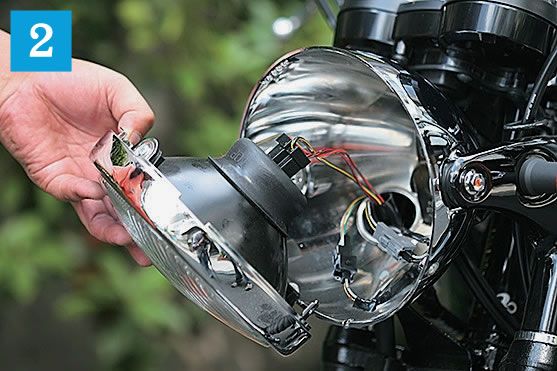 ［走行中にトラブル発生！］ヘッドライトがつかない時はまずタマ切れを疑う