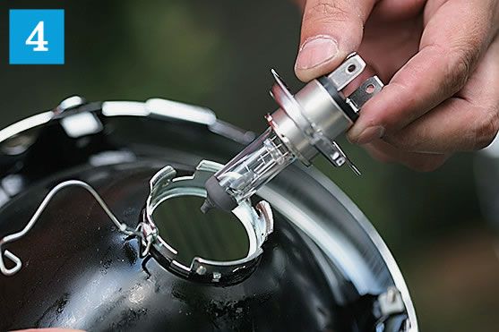 ［走行中にトラブル発生！］ヘッドライトがつかない時はまずタマ切れを疑う