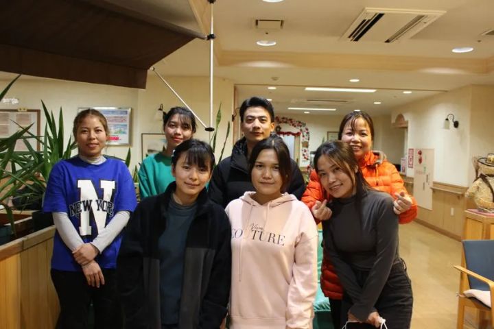 外国人介護職員研修の案内イメージ