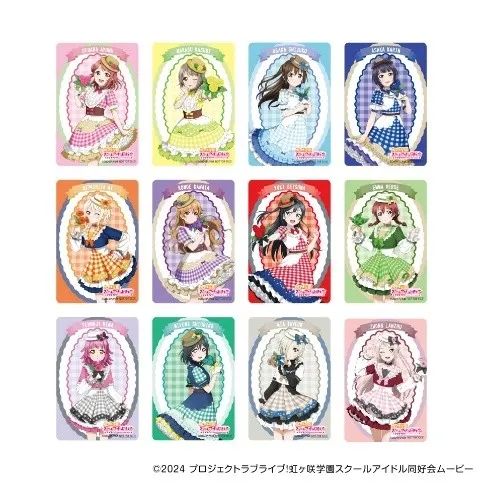 描き下ろしメンバー12種を並べたトレーディングカード風ビジュアル