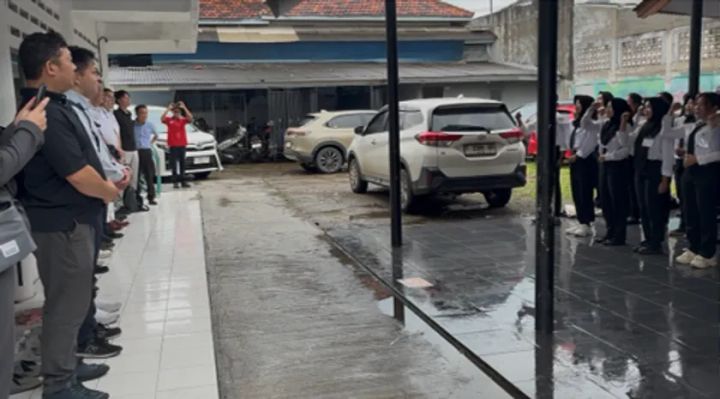 研修施設での集合写真