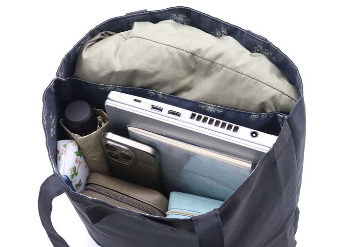 宝島社雑誌付録のＧＬＯＷ4月号のオールド イングランドマナーバッグ8