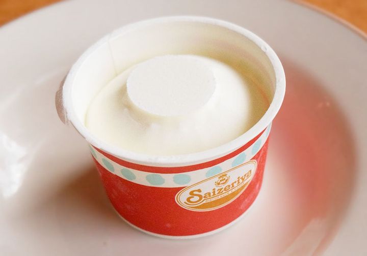 「ミルクジェラート」の容器は店舗によって異なります。