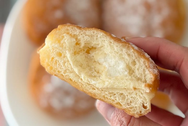 1個60円以下なのにクリームとろとろ！【ファミマ】のコスパ良好商品