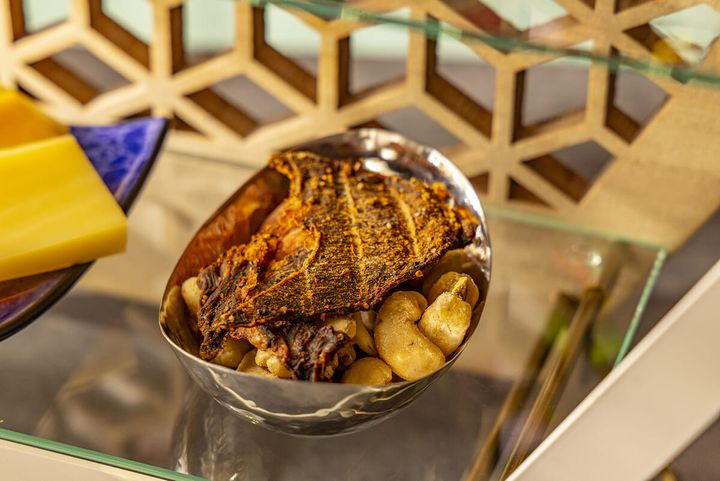 ラムジャーキーとミックスナッツ