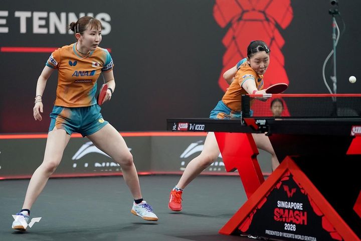 早田ひな、張本美和（C）WTT