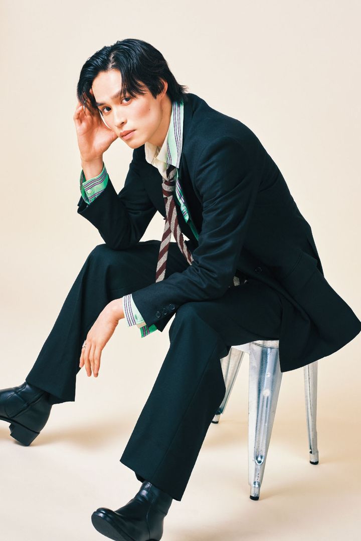 兵頭功海×ジューシーワントーンメイク