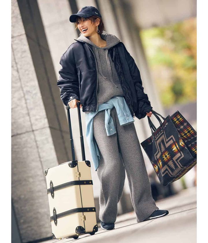 畑野ひろ子 旅コーデ