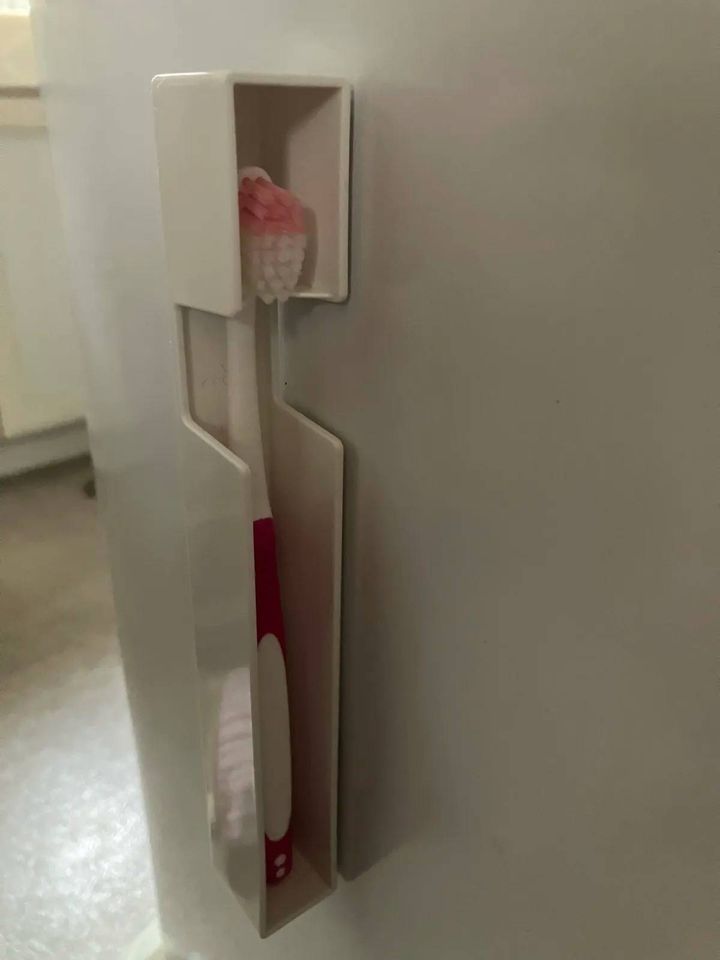 Seria(セリア)：おそうじ歯ブラシ目隠しケース