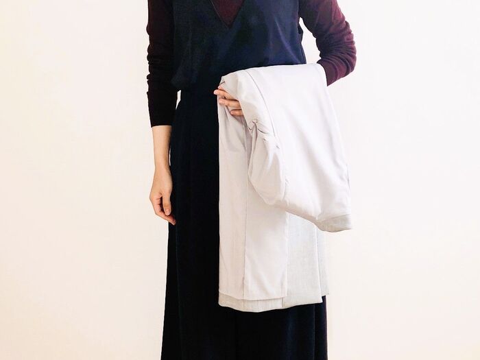 知らなかった…！コートを脱いだらそのまま畳んじゃダメ！？【知っておきたい大人の身だしなみ】