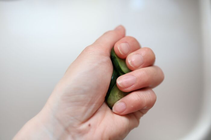 『きゅうり』を上手に冷凍する方法！2パターンで検証してみた。おいしく解凍するコツも！