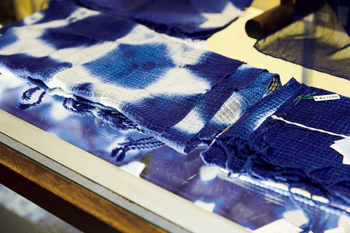 藍染め布、刺し子糸・布、反物