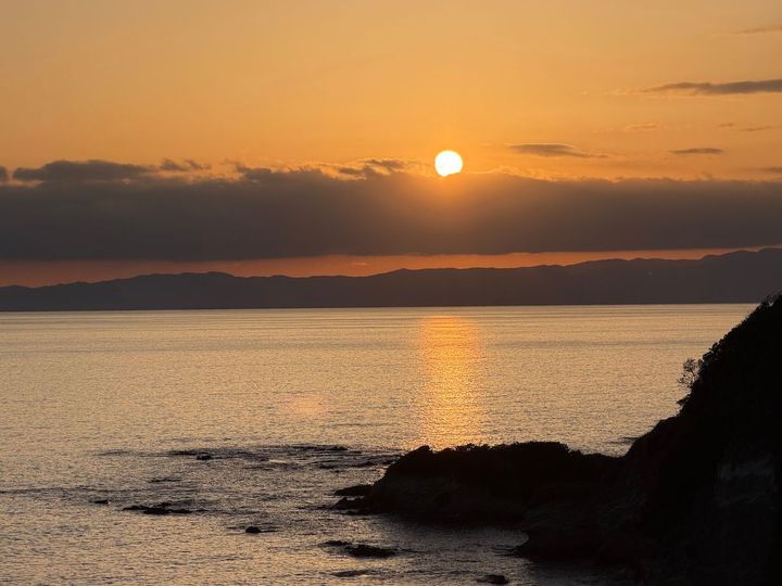 夕陽の美しさに息を呑む。