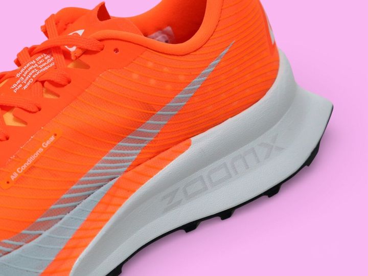 ナイキの「ACG ウルトラフライ トレイル」¥36,080