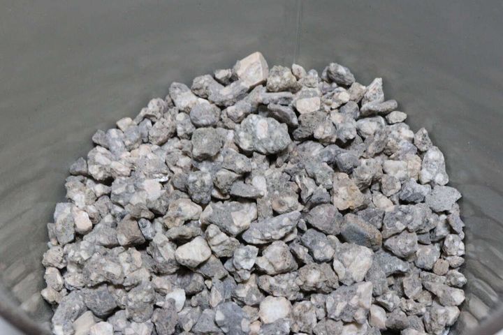 ダイソーの観賞魚用の麦飯石