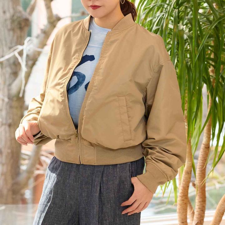 画像1: （MA-1で色を楽しむ）スポーティーなアイテムこそビビッドカラーを効かせて