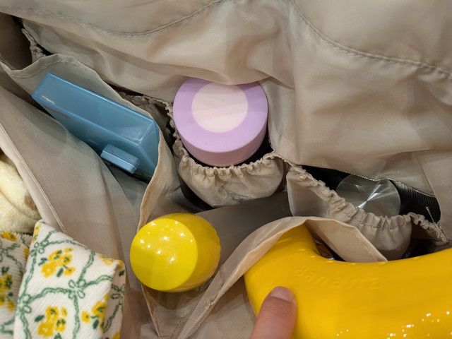 ファミリーライフボストンバッグの中の保冷保温ポケット