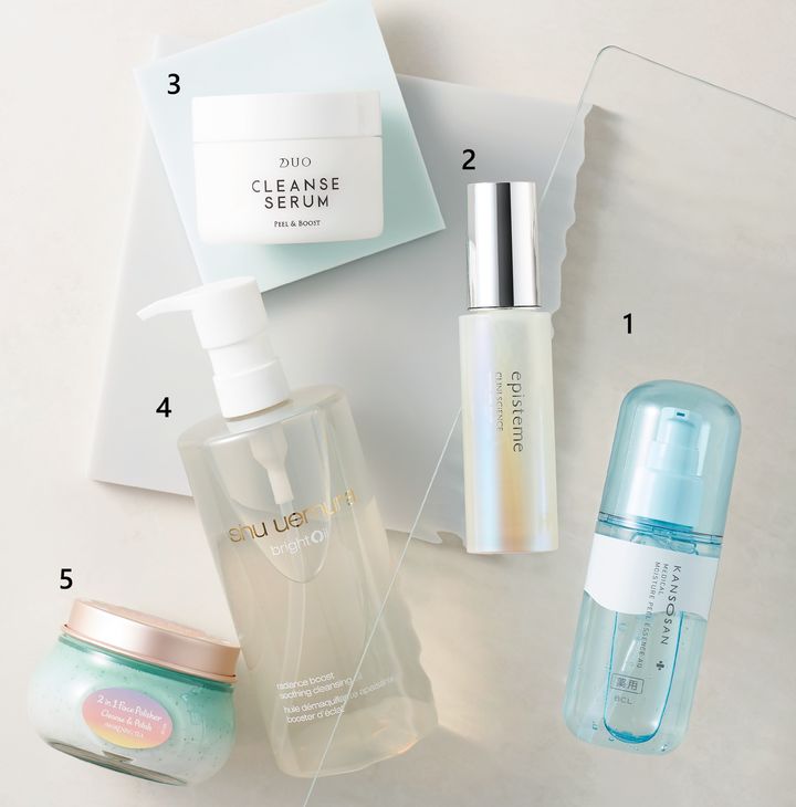 優しい使用感のアイテムで古い角質をオフ