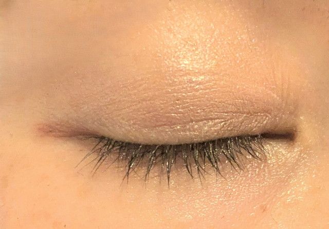 セザンヌ アンダーアイライナー＆ライティングアップアイシャドウ 目元仕上がり 閉眼