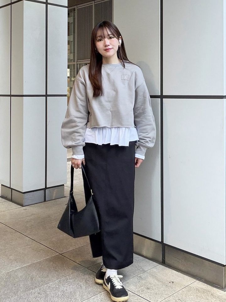 グレースウェットとスカートのコーデ4