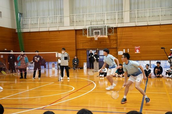 【熊本県宇城市】DOWAエコシステムがバドミントン教室を開催！渡辺勇大選手と嘉村健士コーチが登場