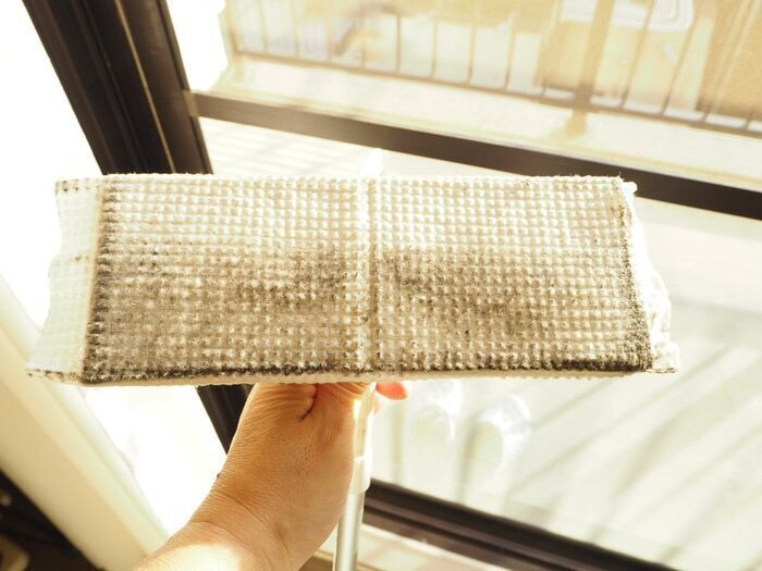 【網戸掃除】ゆっくりやっても3分！洗剤不要＆手も汚れない時短ズボラ掃除でラクしてキレイに