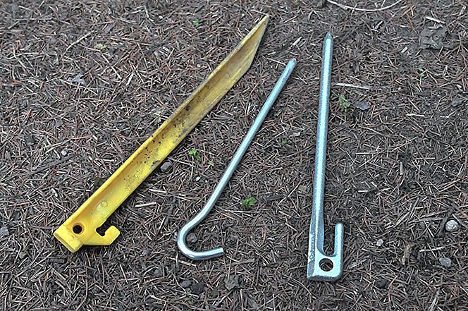 ［キャンプツーリング前に知っておきたい基礎知識］ペグの使い方