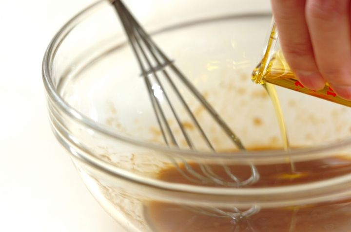 ユズコショウドレッシングのサラダの作り方2