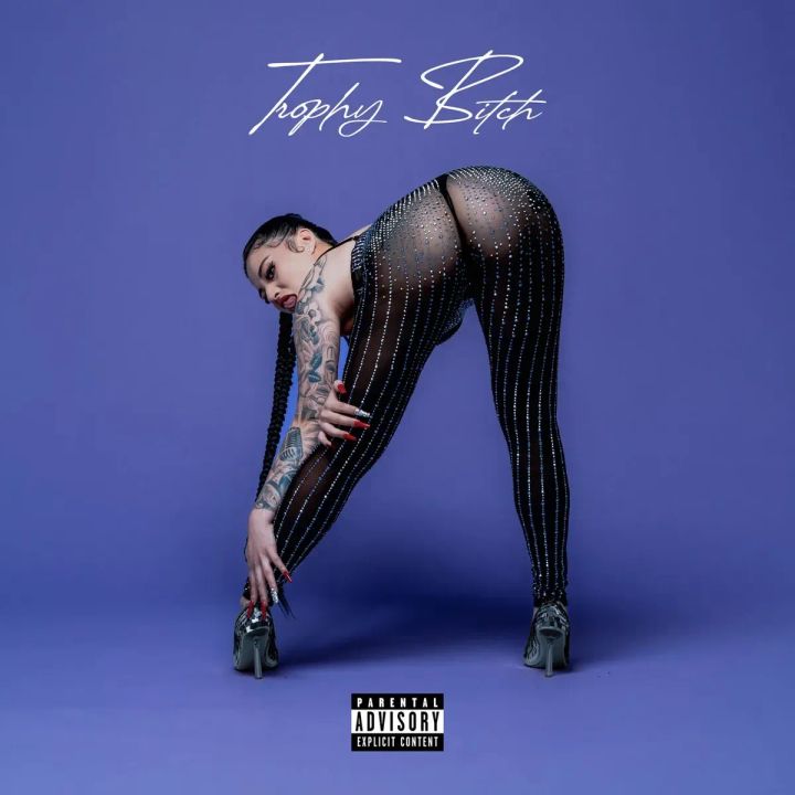 MaRIのEP『Trophy Bitch』カバーアート