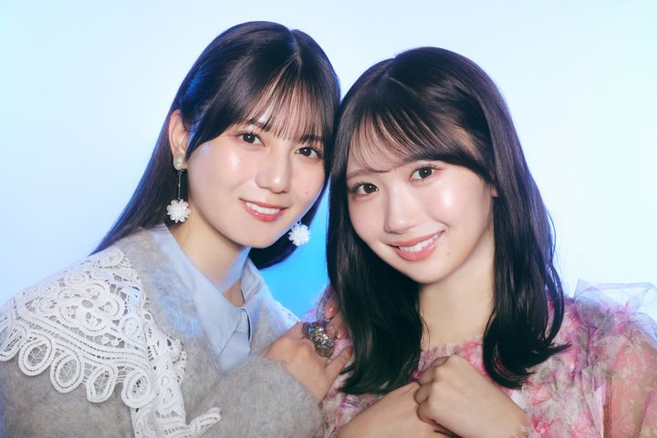 （左から）小坂菜緒、藤嶌果歩 クランクイン！ 写真：米玉利朋子（G.P. FLAG inc） width=