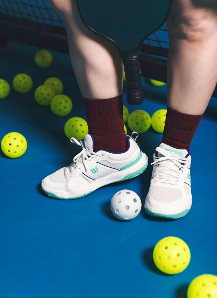 近藤春菜さんが最新スポーツ“ピックルボール”に挑戦 ピックルボール専用シューズ「WILSON PICKLE PRO」とは？