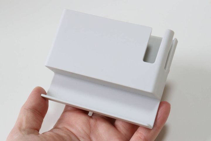 セリアのロッカー用スマホホルダー