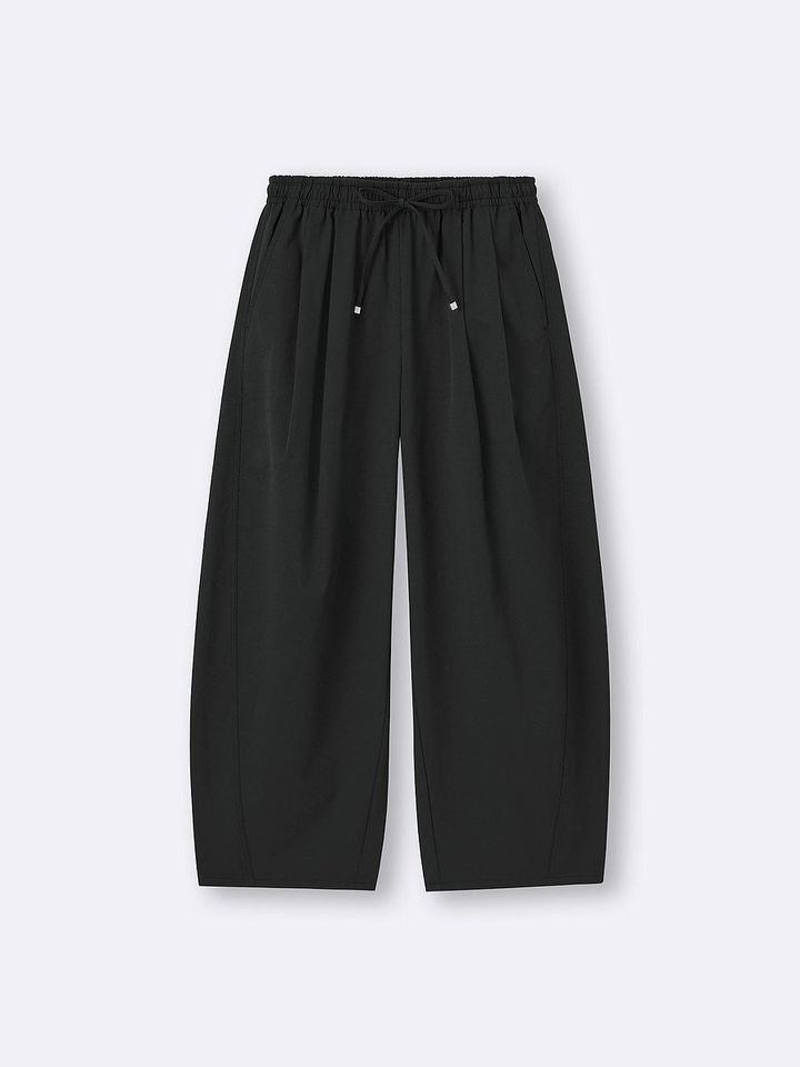 GUのバレルアンクルパンツ