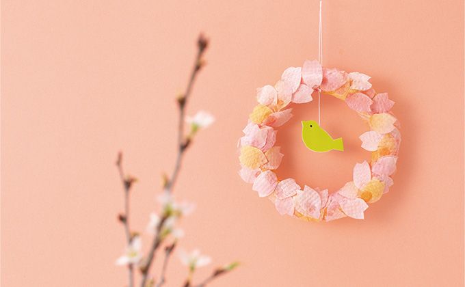 【卒園・卒業、入園・入学】キッチンペーパーで、おうちでも桜を楽しむ「手染めリース」の作り方の画像1