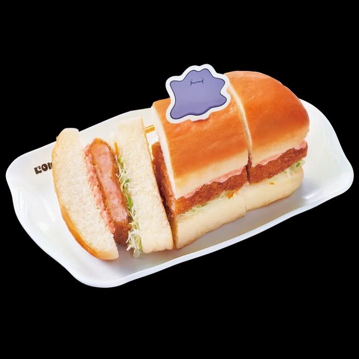 コメダ珈琲店のメタモンの明太エビカツパンのビジュアル