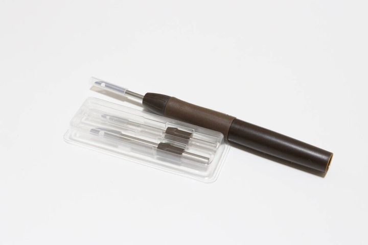 ダイソーのパンチニードル（替針3種セット）のビジュアル