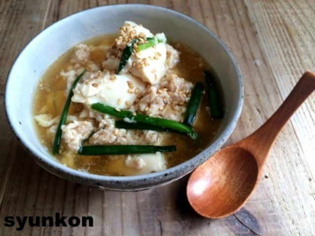 「ひき肉と豆腐のおかずスープ」レシピ