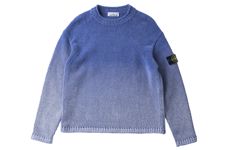 〈ストーンアイランド〉のニット