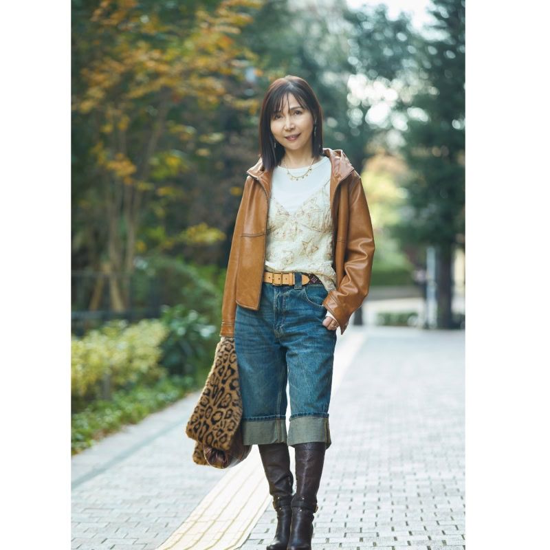 60代ファッションスナップ】ロングブーツとレザージャケットでハンサム
