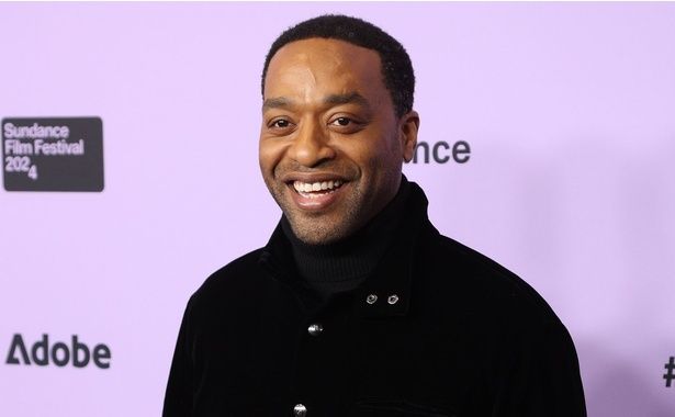 【写真を見る】“リミナルスペース”に迷い込む人々を描く？キウェテル・イジョフォーらオスカー候補俳優が参戦 [c]Everett Collection/AFLO