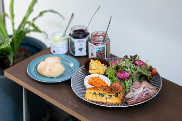 自家製パンのジャムを選べる♪清澄白河のおしゃれな隠れ家カフェ「ル カフェコデン」