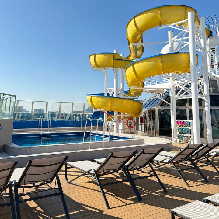 コスタ セレーナ