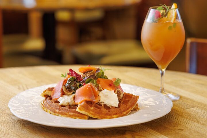 岐阜市の「茶洋館マサラ」で、焼きたてワッフルとおいしい紅茶、コーヒーのペアリングを満喫♪