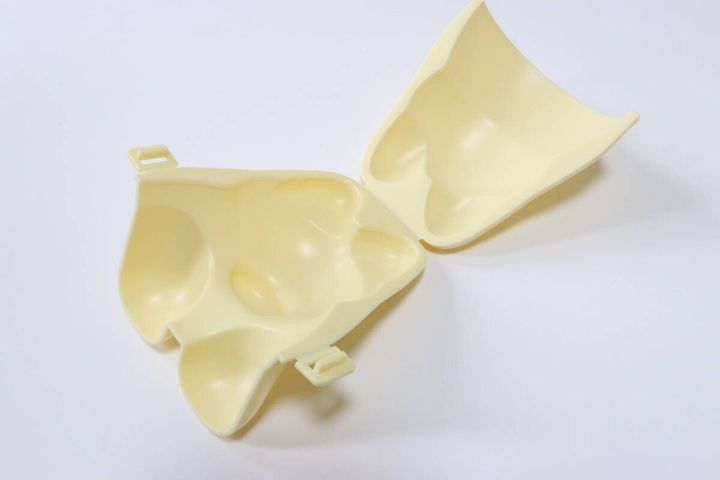 ダイソーの開くデコかわ ごはん de おすわり わんにゃん