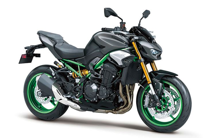 【カワサキ Z900 / SE】「凄み」に磨きがかかった最新Zを徹底解剖！万能のスタンダードか、至高のSEか？